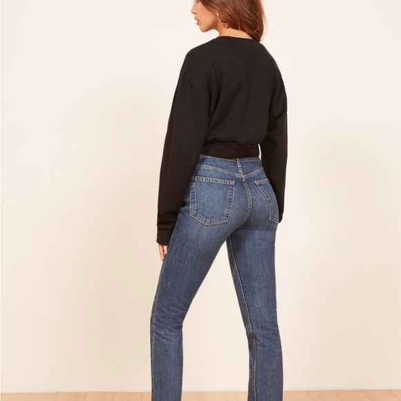 Reformation Hunter Classic Sweatshirt. Size - Picture 3 of 6